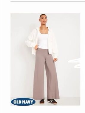 Old Navy Wide-Leg High-Rise Pants in Taupe